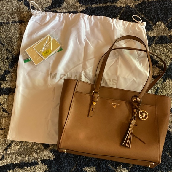 Michael Kors Large Sullivan Tote - Picture 1 of 4